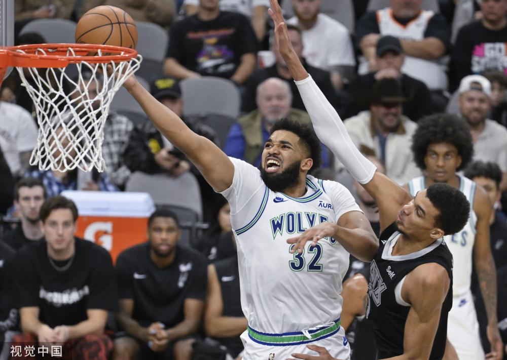 这对中国足 这对中国足