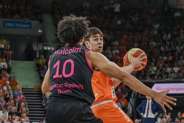 动证明了自 动证明了自